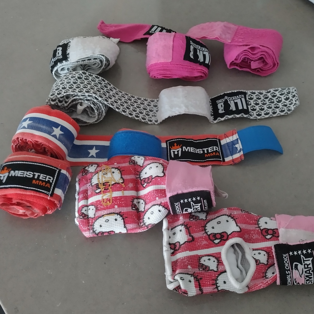 Meister MMA and Hello Kitty Hand Wraps Set
